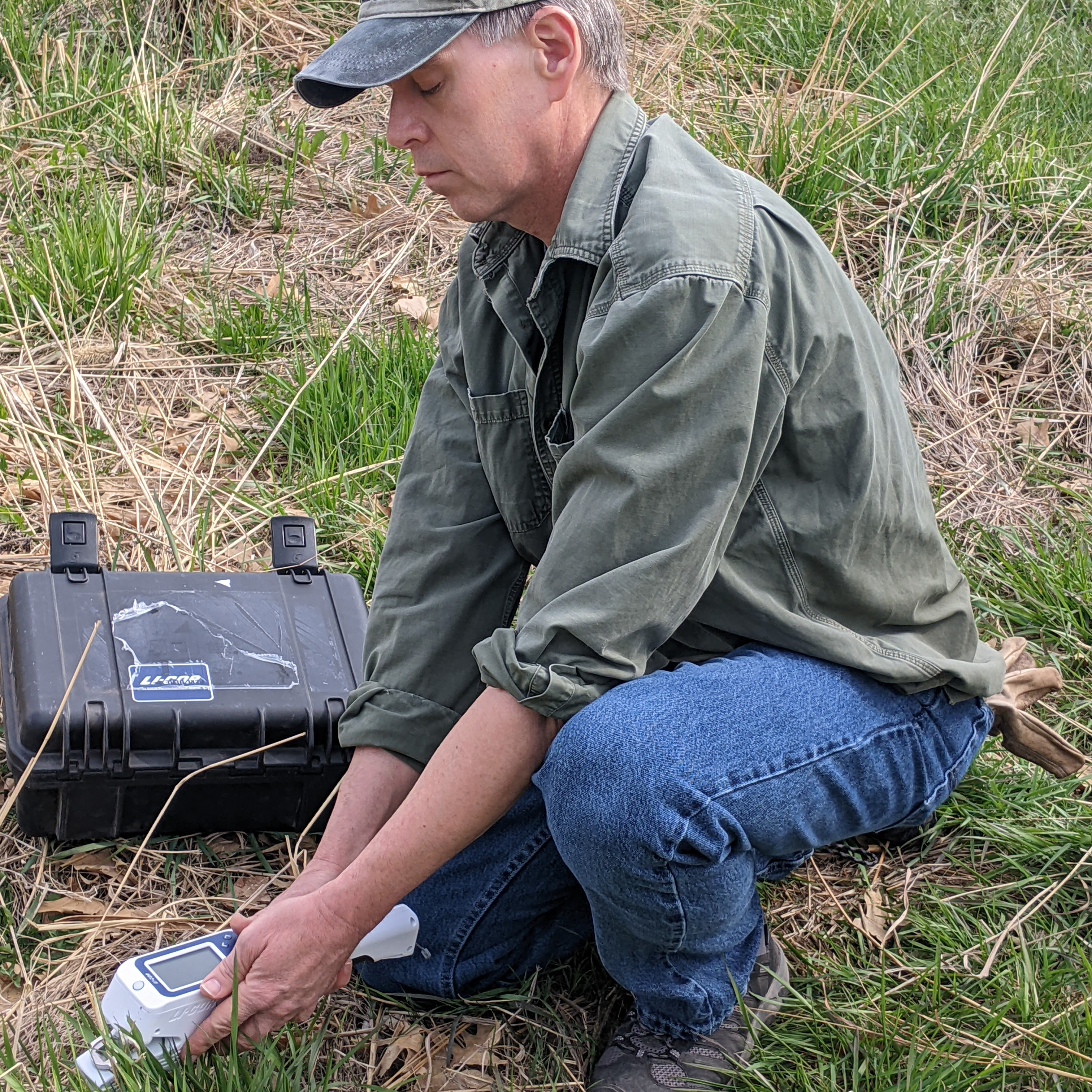 Jeremy Hiller uses a porometer